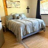 #12 - Lemur Lodge (Single Queen)